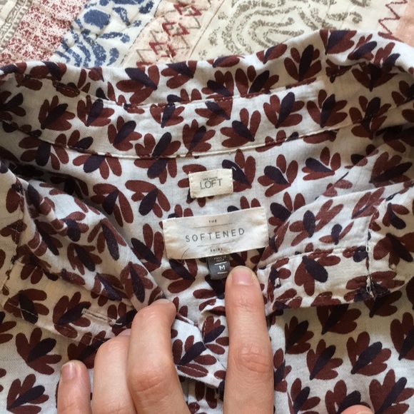 Ann Taylor Loft popover top - Picture 3 of 3